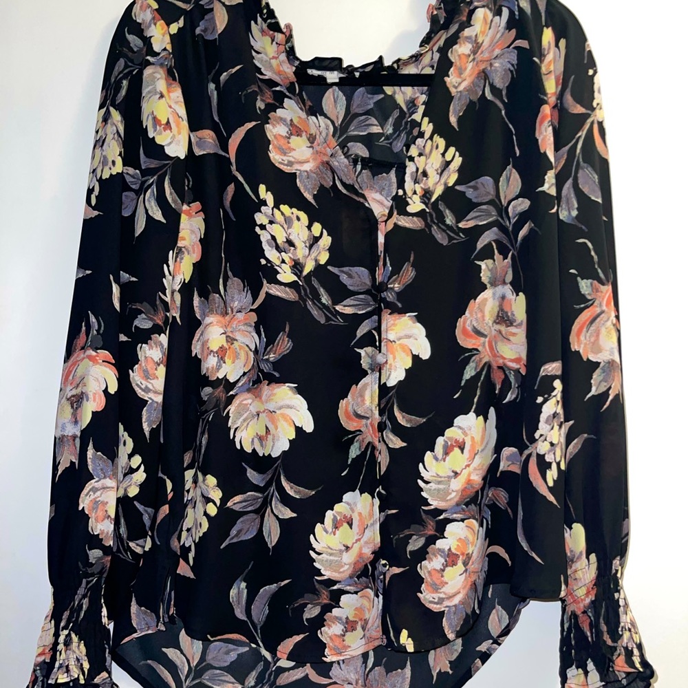 Maurice’s Black Floral Blouse size M
